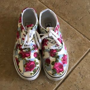 Vans women’s Shoe